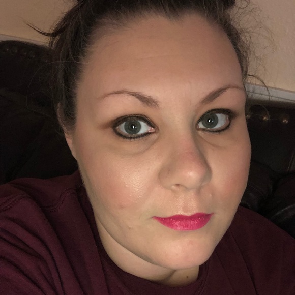 Meet your Posher, Melinda - Picture 4 of 5